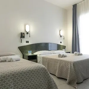 hotel-nobel.emilia-romagnahotels.net/