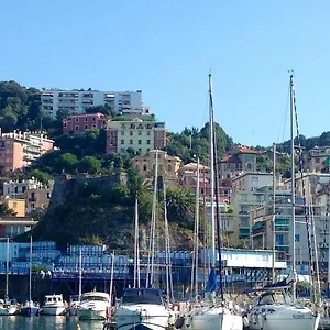 loasi-genoa.hotelitalianriviera.com/